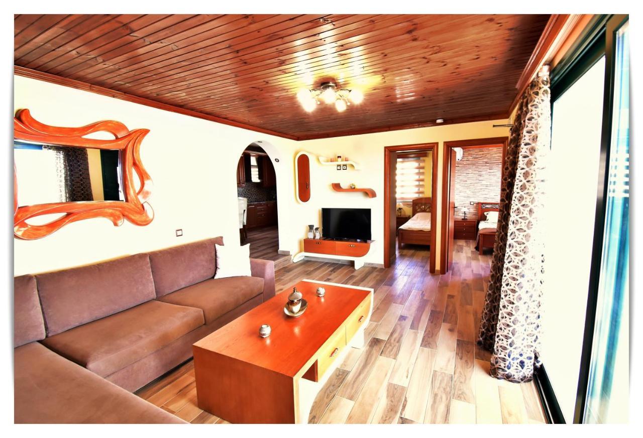 Ardani Paradise View Villa With Jacuzzi อาโมปี ภายนอก รูปภาพ